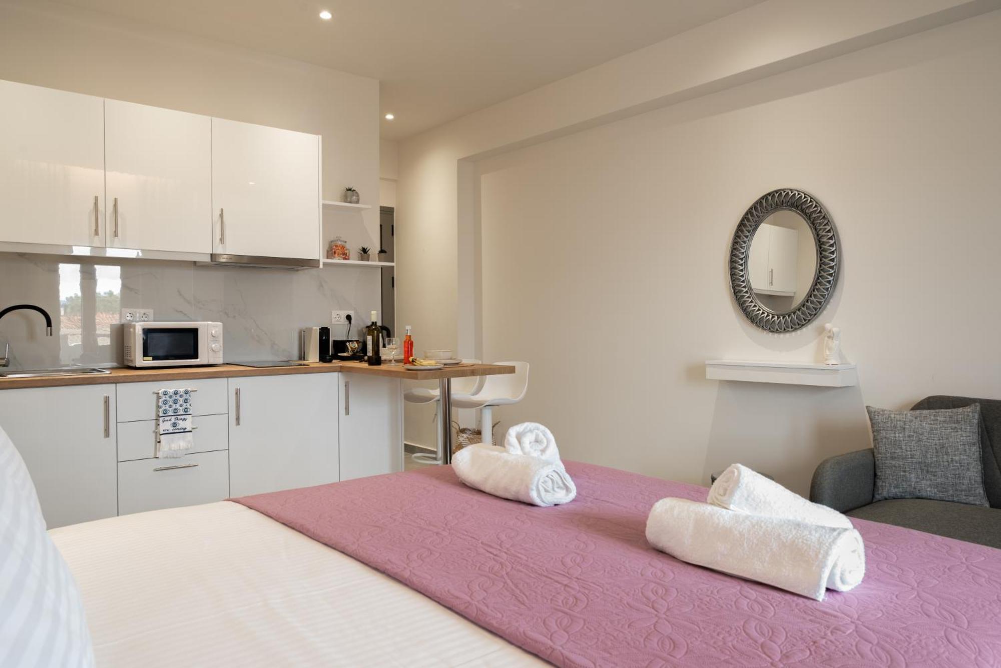 Ka Luxury Apartment Mantouki Екстер'єр фото
